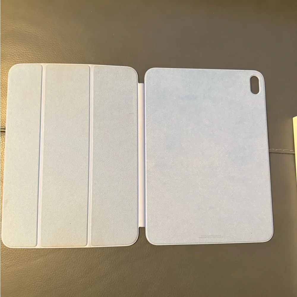Apple Light Gray Tablet Cover